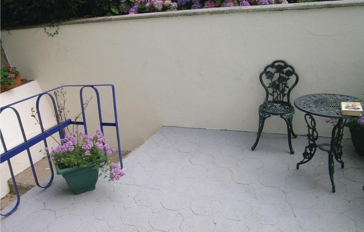 Lovely Home In Chateauneuf Du Faou With Wifi Saint-Thois Ngoại thất bức ảnh